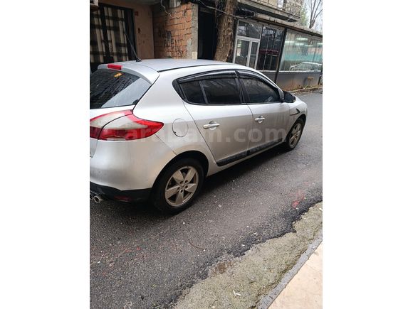 Sahibinden Renault Megane 1.5 dCi Expression 2012 Model  279.000 km Gri