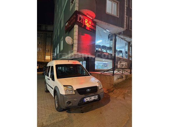 Sahibinden Ford Tourneo Connect 1.8 TDCI GLX 2011 Model  275.000 km Beyaz