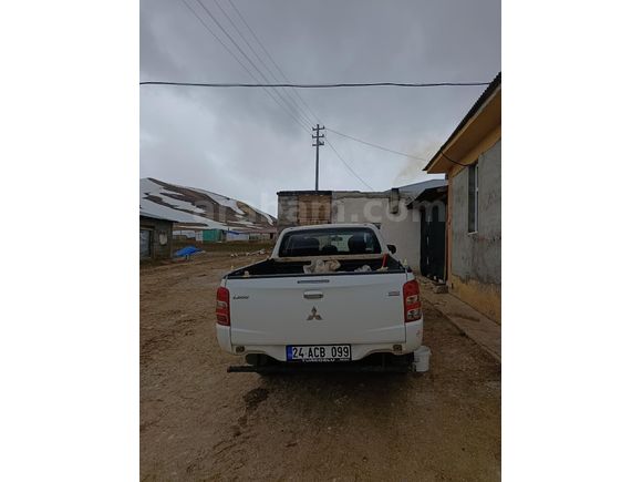 Sahibinden Mitsubishi L 200 4x4 Blizzard 2015 Model