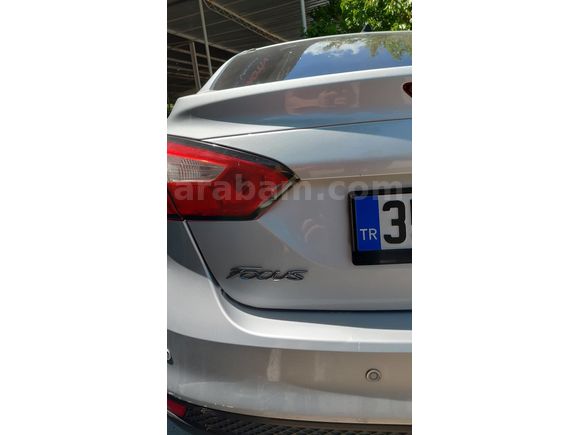 Sahibinden Ford Focus 1.6 TDCi Titanium 2012 Model  186.000 km Gri