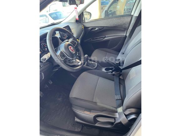 Galeriden Fiat Egea 1.4 Fire Easy Plus 2024 Model Antalya