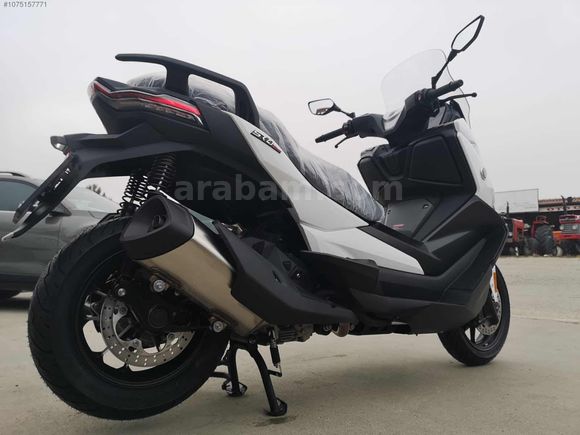 BEZİRGANOĞLU'NDAN VOGE 350 SR4 MAXI HATASIZ