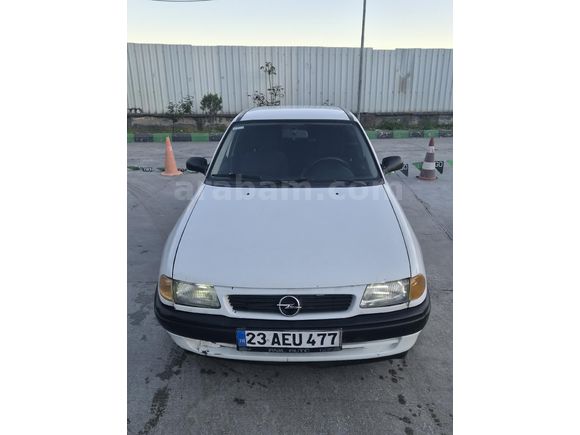 Sahibinden Opel Astra 1.4 Classic 2000 Model