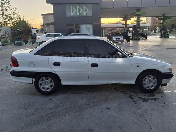 Sahibinden Opel Astra 1.4 Classic 2000 Model