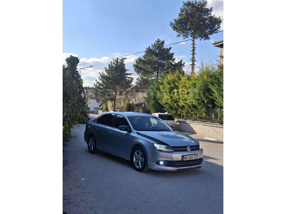 Sahibinden Volkswagen Jetta 1.2 TSi Trendline 2011 Model