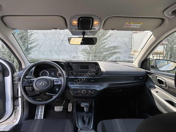 2023 MODEL 1.4 BENZİN HATASIZ BOYASIZ OTOMATİK 61 bin km