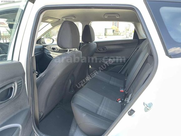 2023 MODEL 1.4 BENZİN HATASIZ BOYASIZ OTOMATİK 61 bin km
