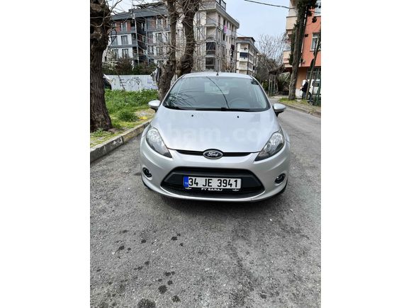 Sahibinden Ford Fiesta 1.4 Trend 2012 Model 