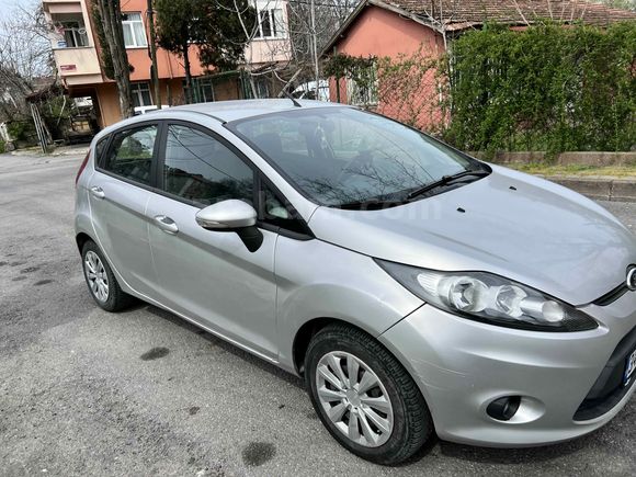 Sahibinden Ford Fiesta 1.4 Trend 2012 Model 
