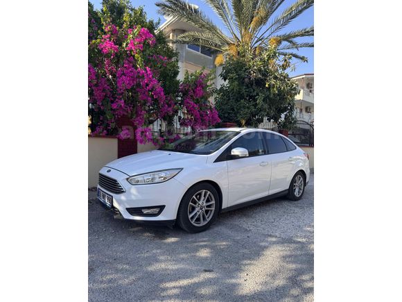 MEMURDAN HATASIZ BAKIMLI 2017 ÇIKIŞLI FORD FOCUS 1.5 TDCİ TREND X