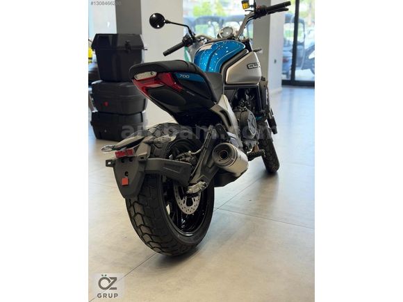 ÖZ MOTORDAN CF MOTO 700 CL-X HERİTAGE PEŞİNATSIZ TAKSİT İMKANI