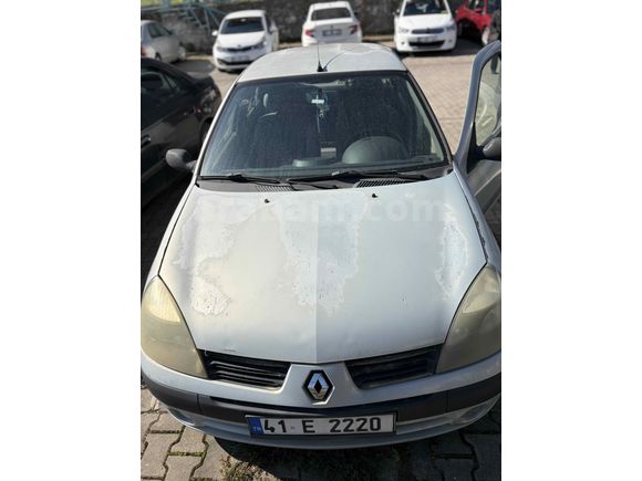 En dip rakama çektim..Sahibinden Renault Clio 1.4 Authentique 2005 Model  60.000 km Gri (Gümüş)