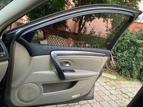 Sahibinden Renault Laguna 1.5 dCi Executive 2010 Model