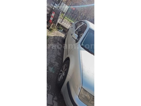 Sahibinden Volkswagen Bora 1.6 Pacific 2004 Model