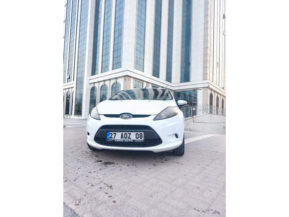 Memurdan Temiz Servis Bakımlı Fiesta. Tablet+Geri dönüş