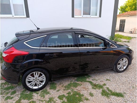 Sahibinden Ford Focus 1.6 Ti-VCT Style 2012 Model  253.000 km Siyah