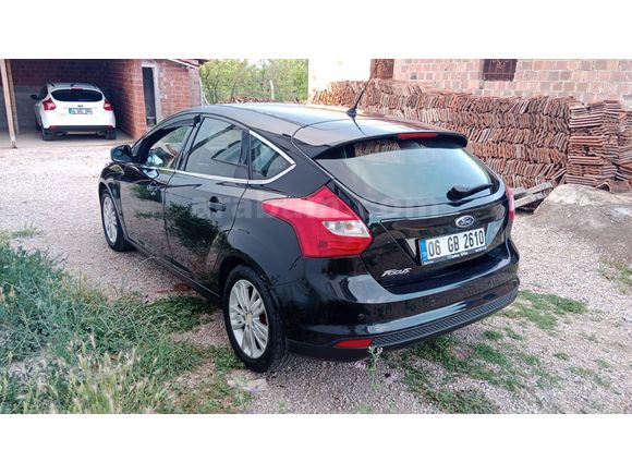 Sahibinden Ford Focus 1.6 Ti-VCT Style 2012 Model  253.000 km Siyah