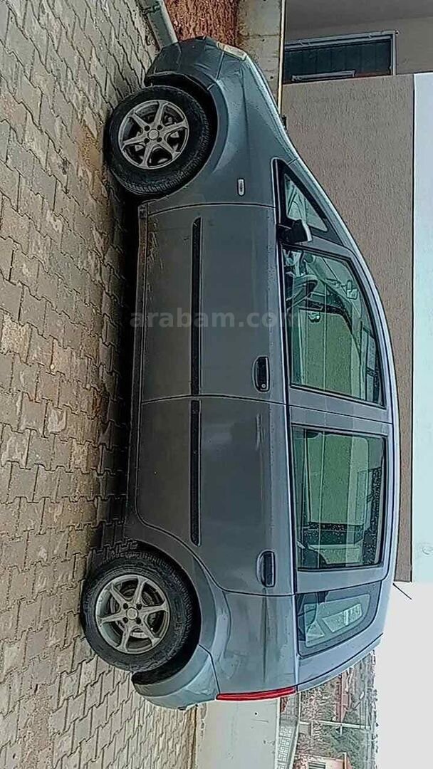 Sahibinden Fiat Idea 1.3 Multijet Active 2006 Model Uşak 255.000 km Gri 3