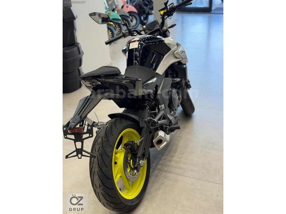 ÖZ MOTORDAN CF MOTO 650 NK
