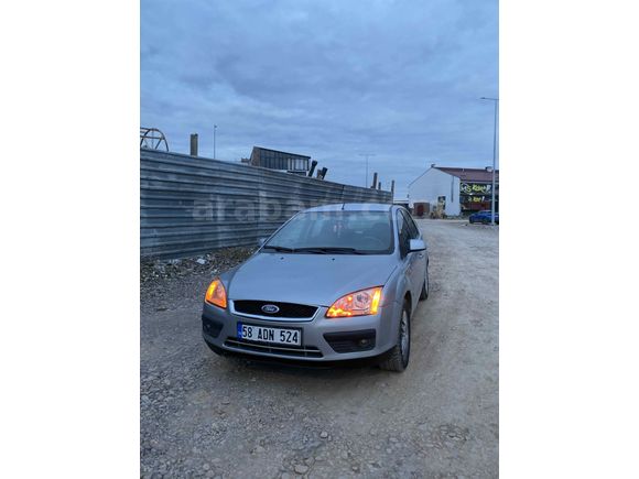 Sahibinden Ford Focus 1.6 Ghia 2005 Model KIZ GİBİ