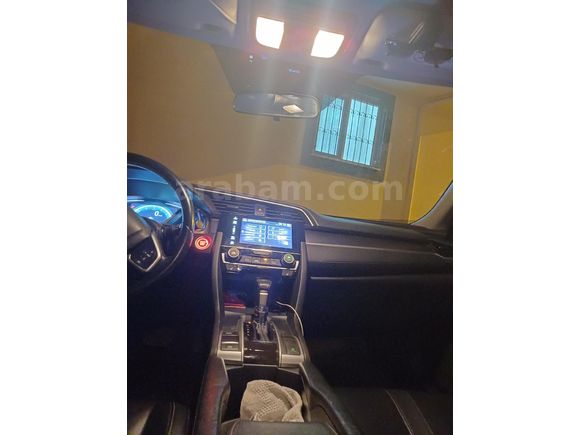 Sahibinden Honda Civic 1.6i VTEC Eco Executive 2018 Model