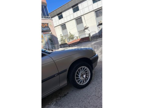 düşük km tertemiz OPEL ASTRA 1.4