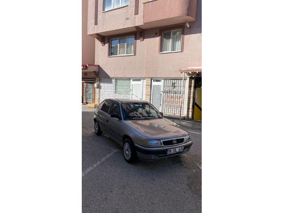 düşük km tertemiz OPEL ASTRA 1.4
