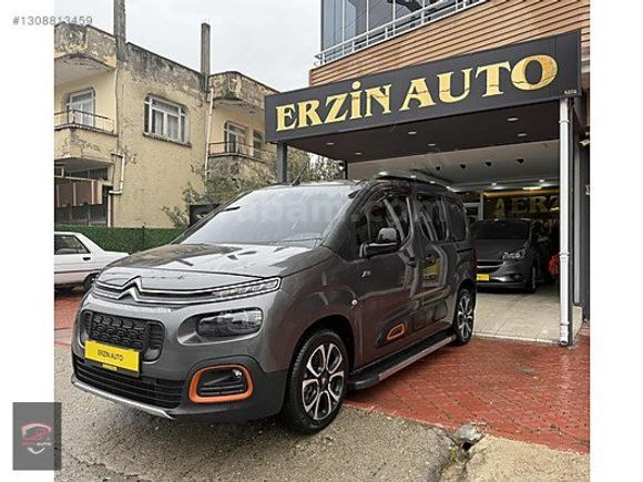 ERZİN AUTO'DAN 2023 MODEL BERLİNGO CAM TAVANLI HATASIZ TEMİZ