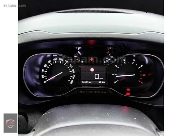 ERZİN AUTO'DAN 2023 MODEL BERLİNGO CAM TAVANLI HATASIZ TEMİZ