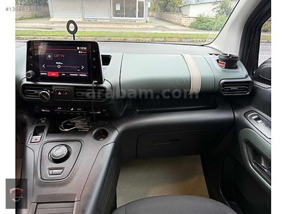 ERZİN AUTO'DAN 2023 MODEL BERLİNGO CAM TAVANLI HATASIZ TEMİZ