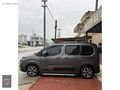 ERZİN AUTO'DAN 2023 MODEL BERLİNGO CAM TAVANLI HATASIZ TEMİZ