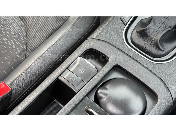 2018 MODEL HYUNDAİ İ30 ELİTE PLUS CAM TAVANLI SERVİS KAYITLI