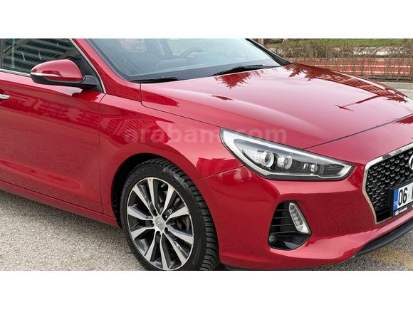 2018 MODEL HYUNDAİ İ30 ELİTE PLUS CAM TAVANLI SERVİS KAYITLI