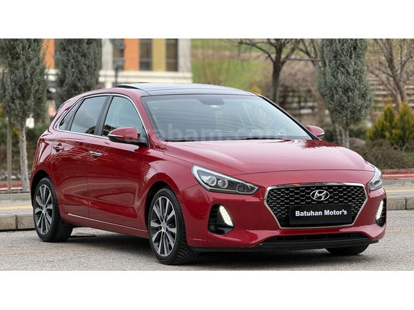 2018 MODEL HYUNDAİ İ30 ELİTE PLUS CAM TAVANLI SERVİS KAYITLI