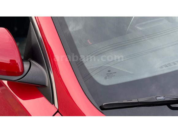 2018 MODEL HYUNDAİ İ30 ELİTE PLUS CAM TAVANLI SERVİS KAYITLI