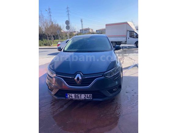 Sahibinden Renault Megane 1.5 dCi Touch 2018 Model  240.000 km Gri (titanyum)