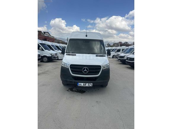 ÇİFT KLİMA TERTEMIZ 2023 MERCEDES