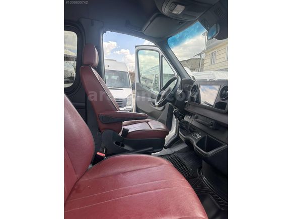 ÇİFT KLİMA TERTEMIZ 2023 MERCEDES