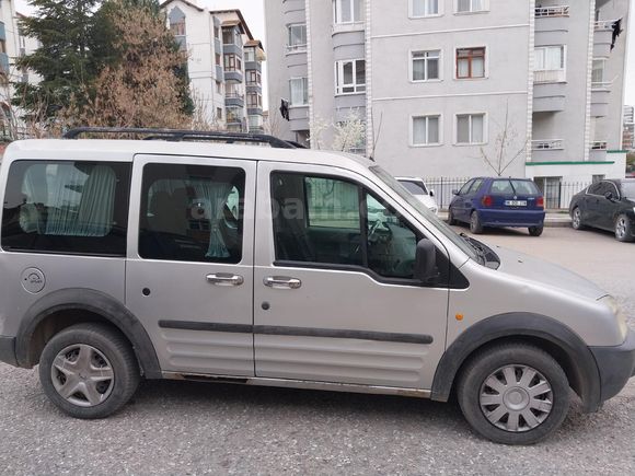 Sahibinden Ford Tourneo Connect 1.8 TDCI K200S 2005 Model