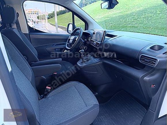 2025 MODEL BOYASIZ DEĞİŞENSİZ OPEL COMBO