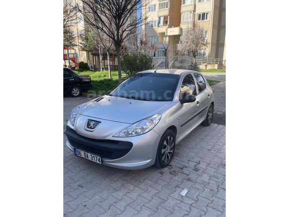 Peugeot 206+  motor yeni bakımlar yeni masrafsız