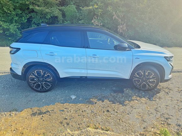 Sahibinden Renault Austral 1.3 Hybrid Techno Esprit Alpine 2025 Model 
