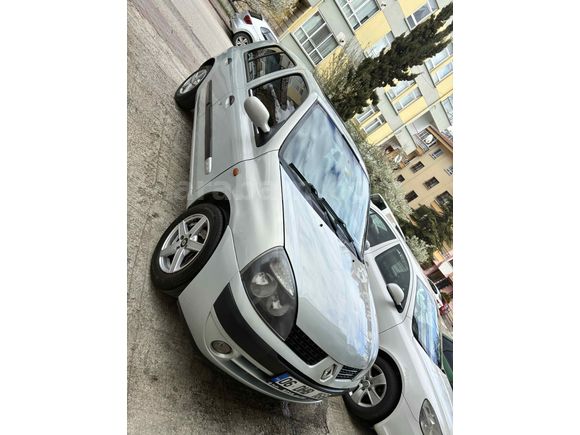 Sahibinden Renault Clio 1.6  16v 107 bg Dynamique 2002 Model 
