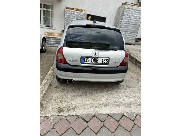 Sahibinden Renault Clio 1.6  16v 107 bg Dynamique 2002 Model 