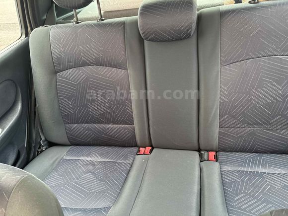Sahibinden Renault Clio 1.6  16v 107 bg Dynamique 2002 Model 