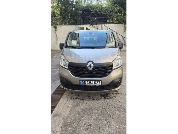 Sahibinden Renault Trafic 1.6 DCI Grand Confort 2015 Model 