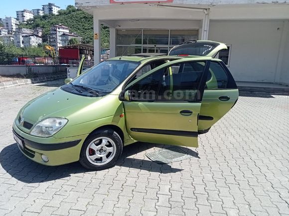 Sahibinden Renault Scenic 1.6 RTE 2000 Model
