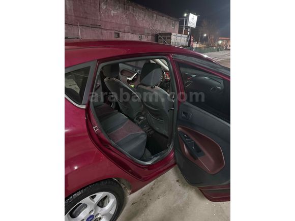 Sahibinden Ford Fiesta 1.4 Titanium X 2011 Model 