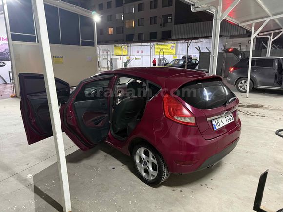 Sahibinden Ford Fiesta 1.4 Titanium X 2011 Model 