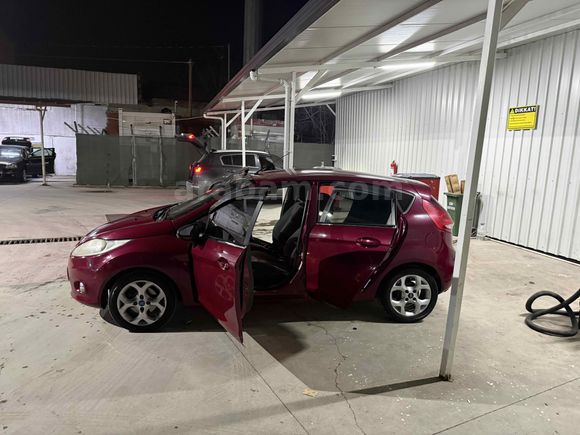 Sahibinden Ford Fiesta 1.4 Titanium X 2011 Model 